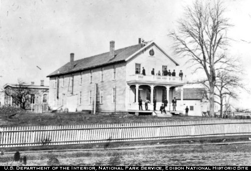 Menlo Park Lab